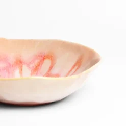 Céladon Paris Assiette creuse Onda | Rose anémone Hot