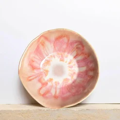 Céladon Paris Assiette creuse Onda | Rose anémone Hot