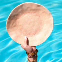 Céladon Paris Grande assiette Onda | Corail doré Best